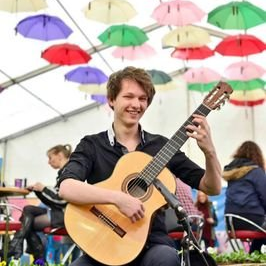 uni of hull guitar